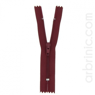 Nylon finished zipper Burgundy