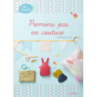 Premiers pas en couture - Chloé et Léa Eve